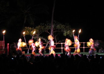 Tahiti dancing