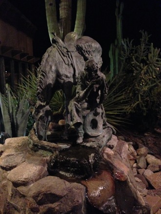 El Corral statue