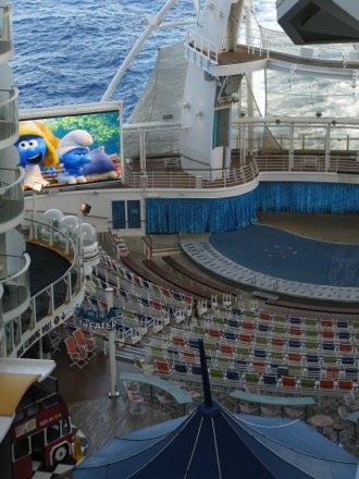 Aqua theatre is showing Smurfs