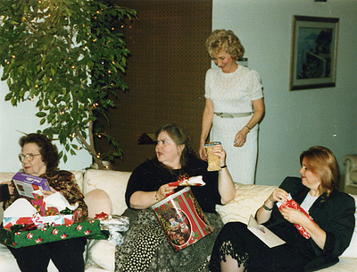 1996 Grandma, Janet, Carole, Nancy