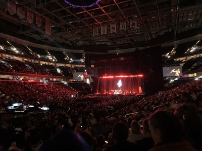 The opening act was Amanda Shires