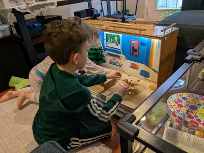 Kids playing with the spiral table