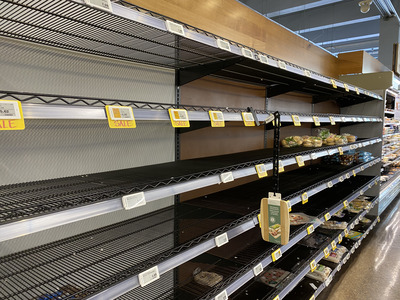 Bread shelves at Whole Foods devastated 2026-01-26